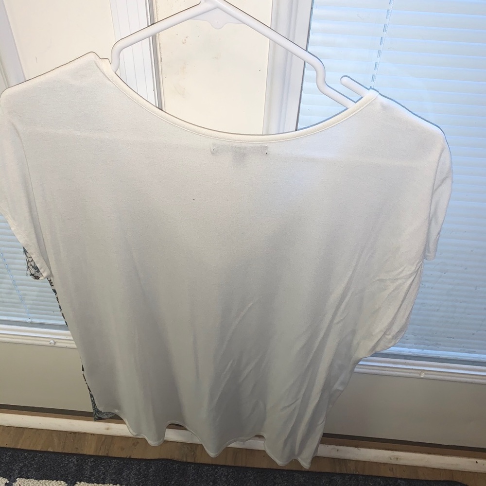 Signature Studio Blouse 👚 - Picture 3 of 4